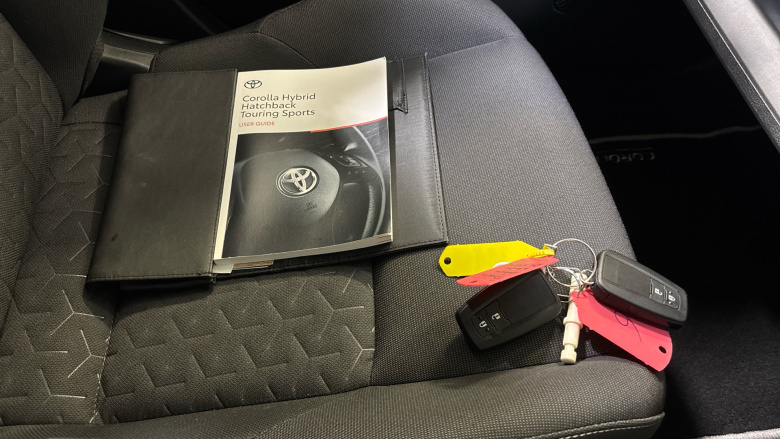 Toyota Corolla 1.8 VVT-i Hybrid Icon 5dr CVT Hybrid Hatchback